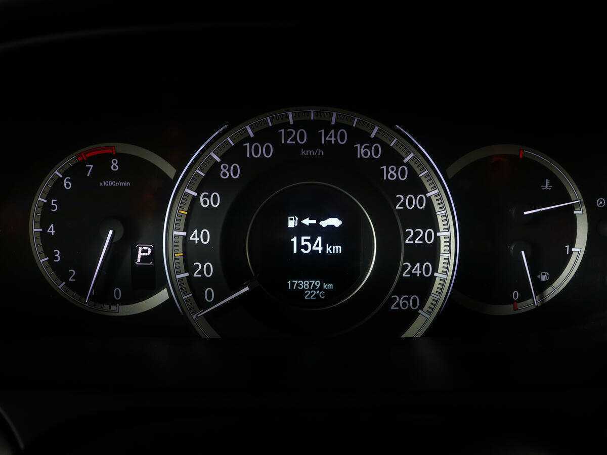 Honda Accord с пробегом — 2013 год. Фото: #8