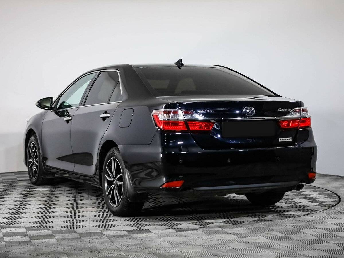 Toyota Camry с пробегом — 2016 год. Фото: #5
