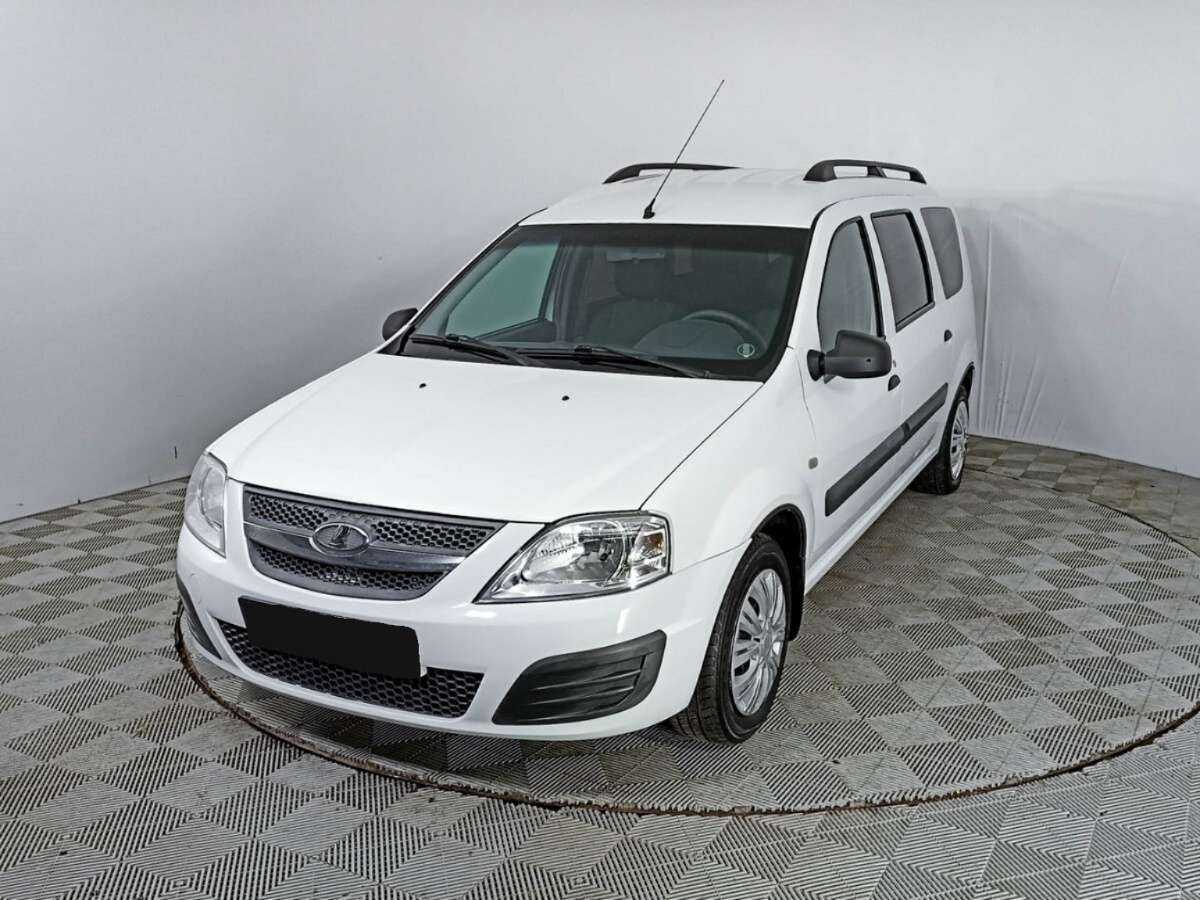 Lada (ВАЗ) Largus с пробегом — 2017 год. Посмотреть фото