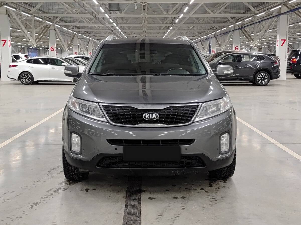 Kia Sorento с пробегом — 2013 год. Фото: #1