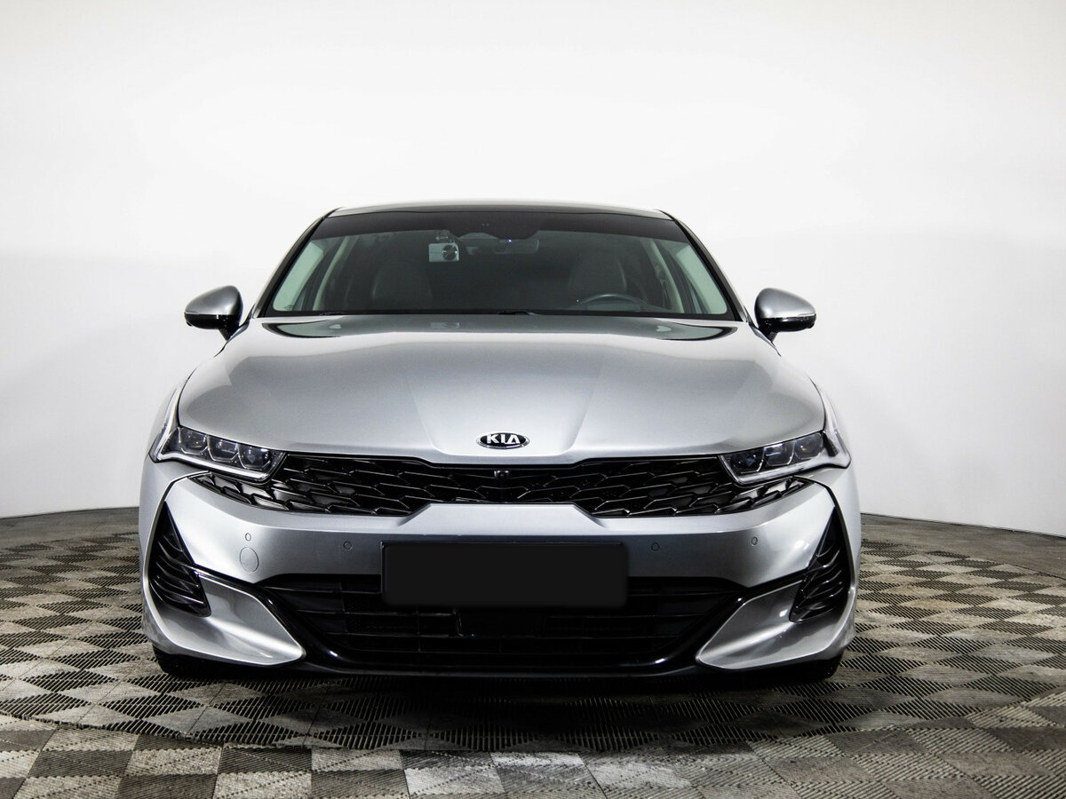 Kia K5 с пробегом — 2020 год. Фото: #1