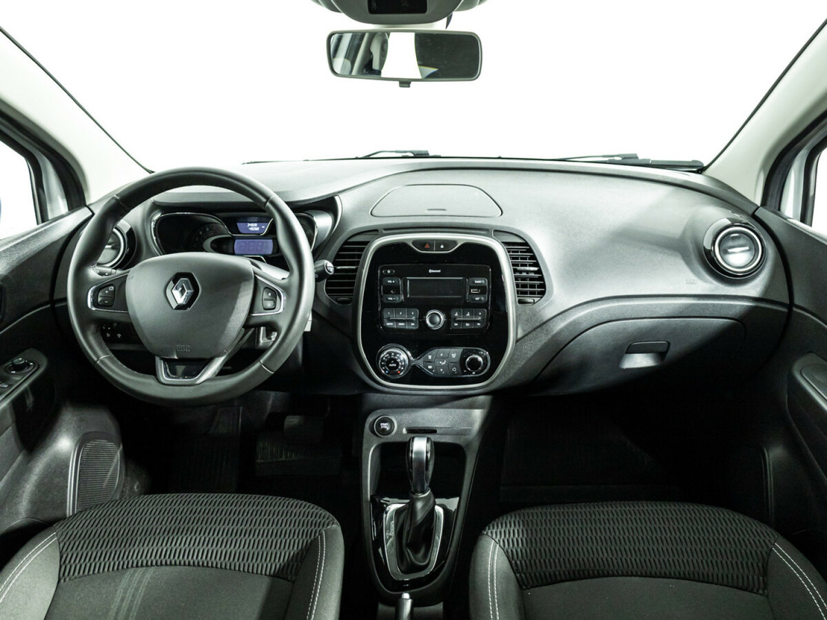 Renault Kaptur с пробегом — 2018 год. Фото: #12