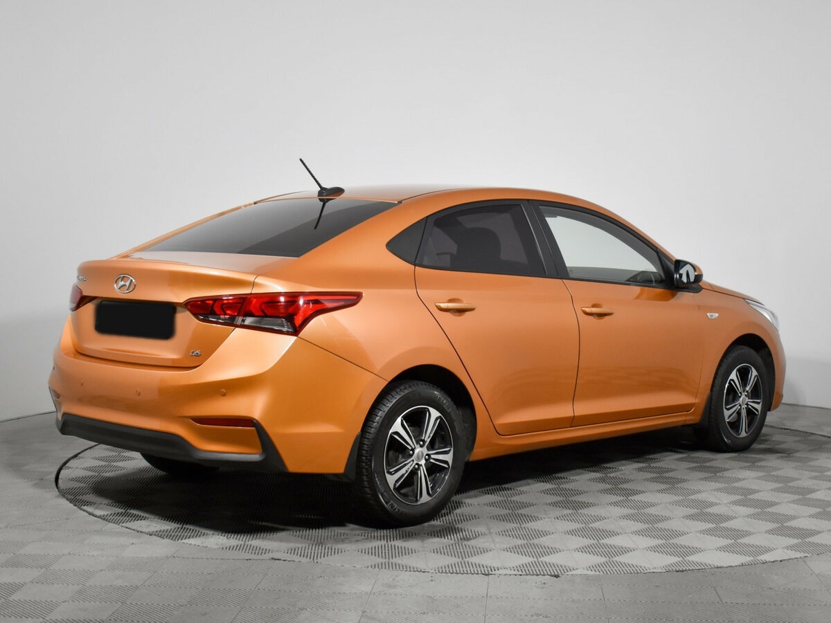 Hyundai Solaris с пробегом — 2017 год. Фото: #4