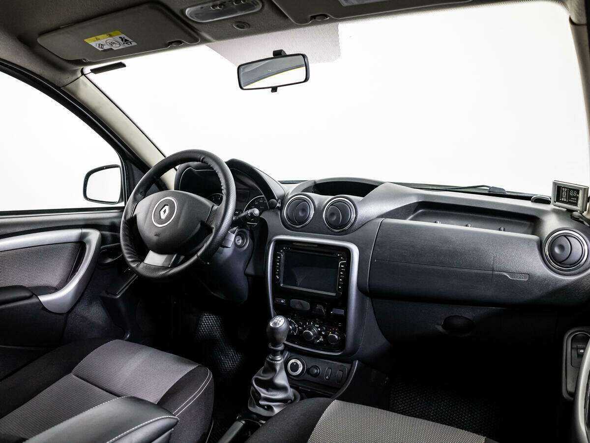 Renault Duster с пробегом — 2013 год. Фото: #8