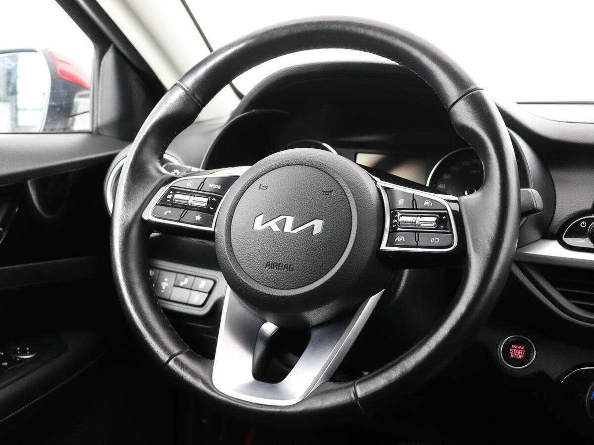 Kia Cerato с пробегом — 2021 год. Фото: #13