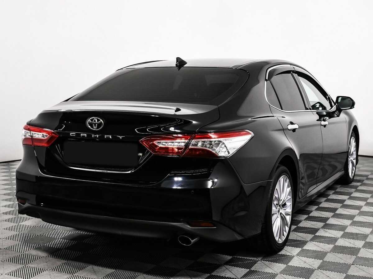 Toyota Camry с пробегом — 2019 год. Фото: #4