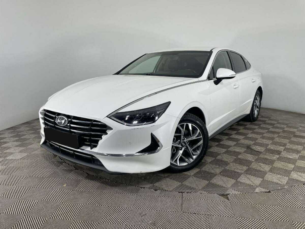 Hyundai Sonata с пробегом — 2019 год. Фото: #0