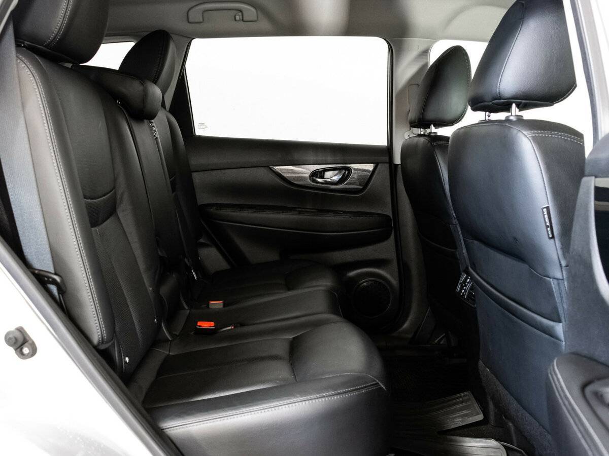Nissan X-Trail с пробегом — 2016 год. Фото: #12