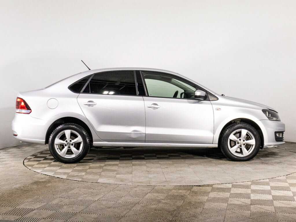 Volkswagen Polo с пробегом — 2016 год. Фото: #3