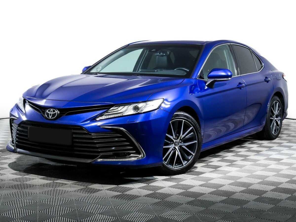 Toyota Camry с пробегом — 2021 год. Фото: #0