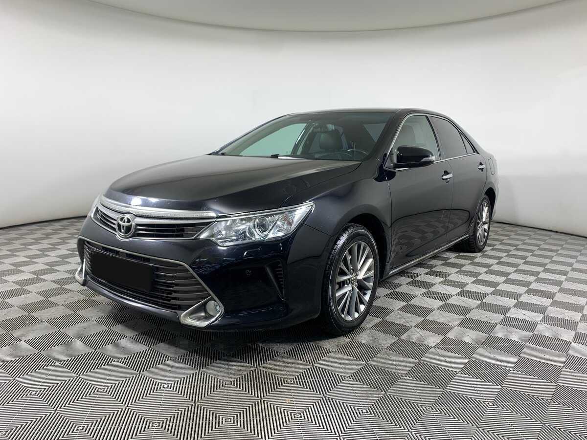 Toyota Camry с пробегом — 2016 год. Фото: #0
