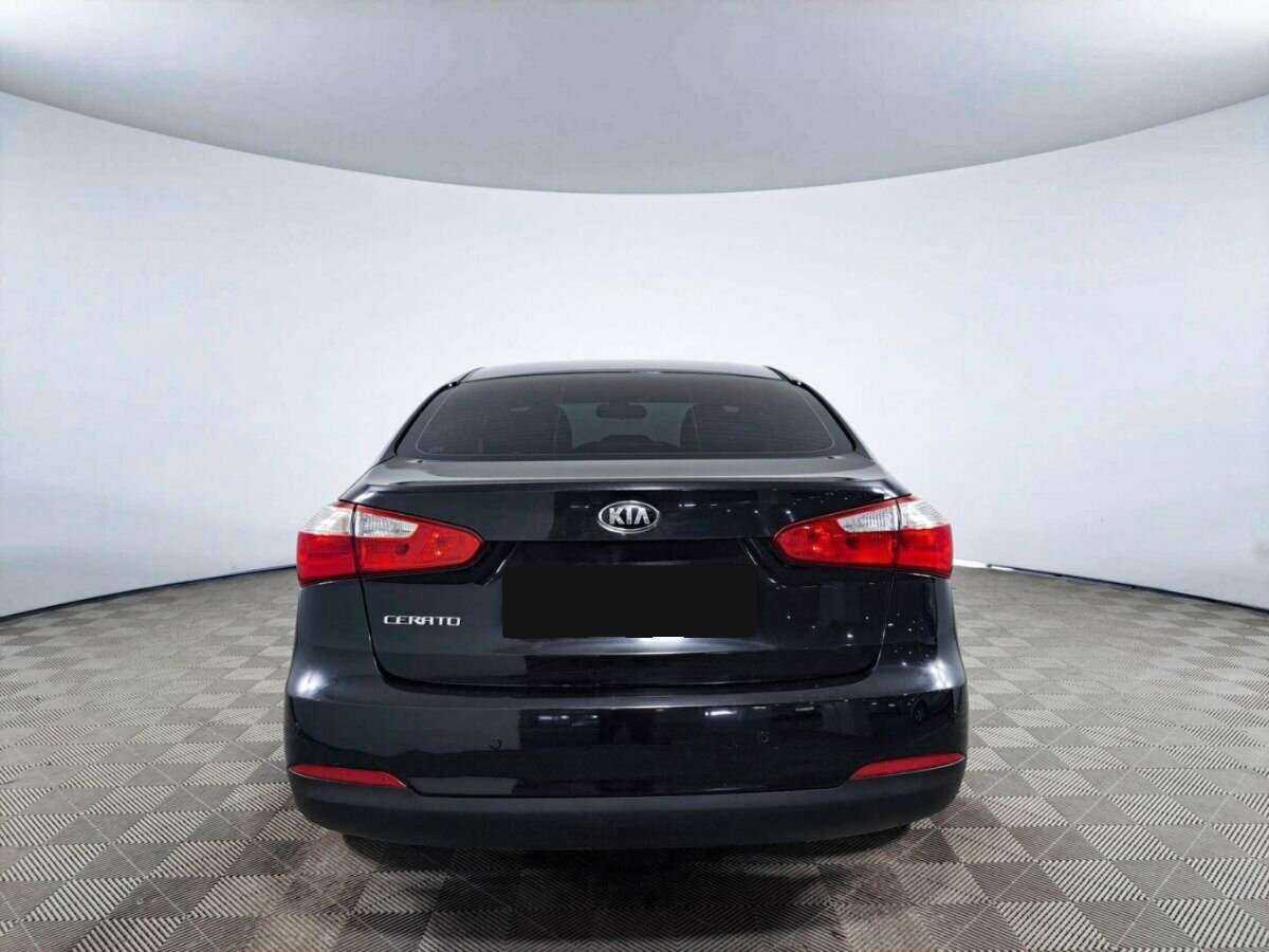 Kia Cerato с пробегом — 2014 год. Фото: #5