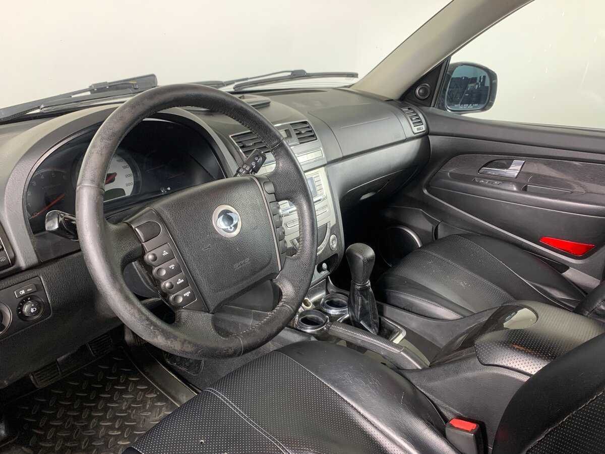 SsangYong Rexton с пробегом — 2012 год. Фото: #11