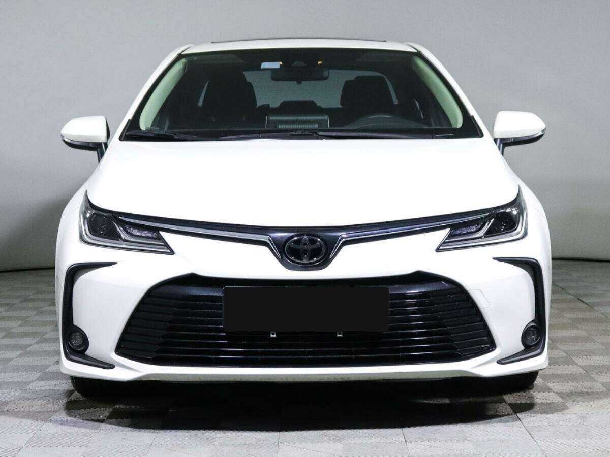 Toyota Corolla с пробегом — 2022 год. Фото: #1