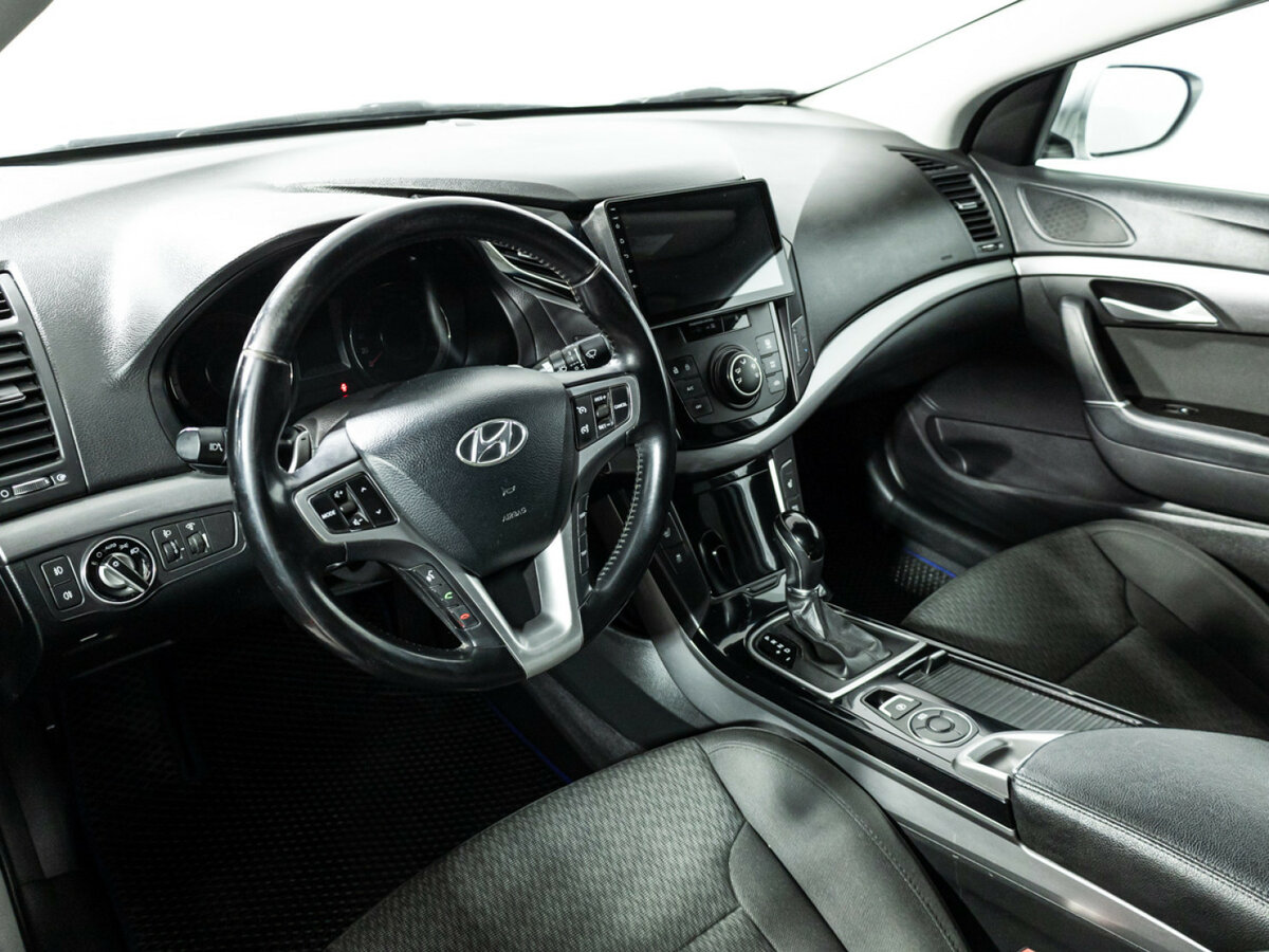 Hyundai i40 с пробегом — 2014 год. Фото: #10