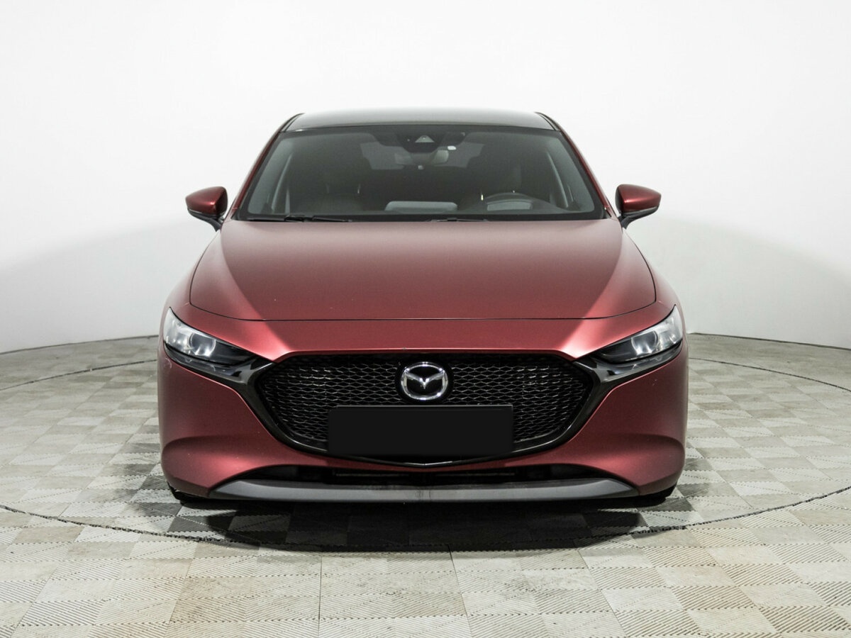 Mazda 3 с пробегом — 2019 год. Фото: #1