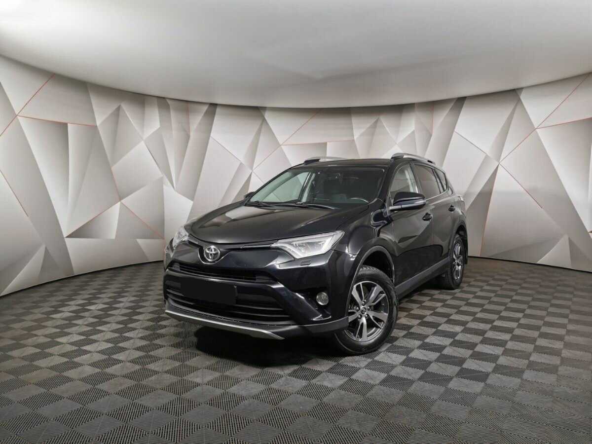 Toyota RAV4 с пробегом — 2018 год. Фото: #0