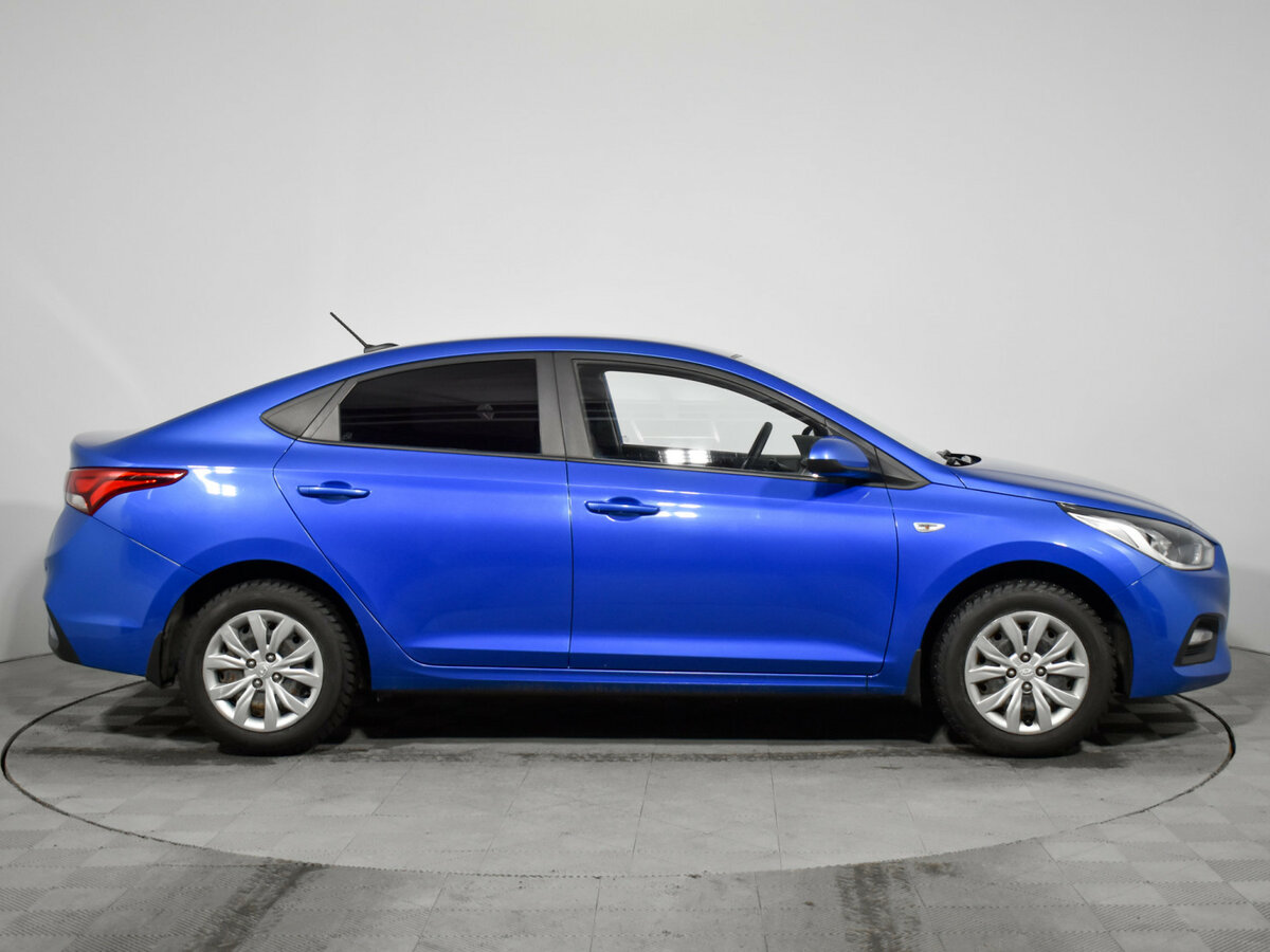 Hyundai Solaris с пробегом — 2017 год. Фото: #3