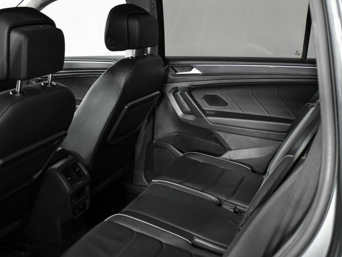 Volkswagen Tiguan с пробегом — 2020 год. Фото: #12