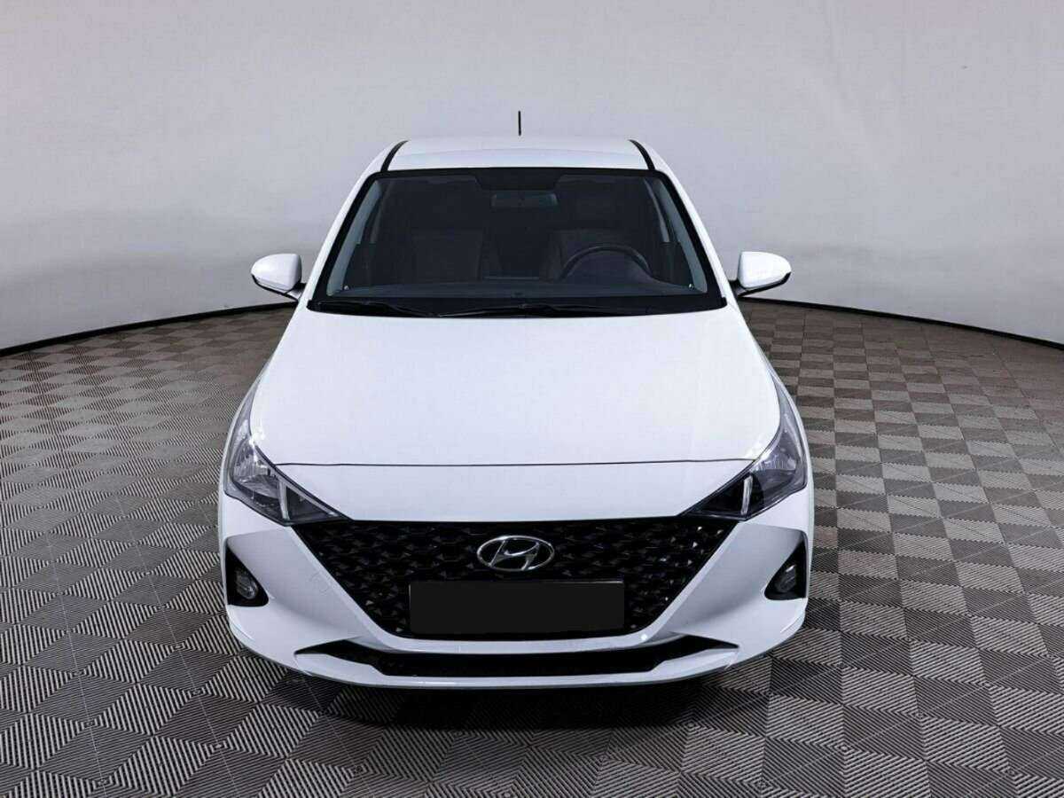 Hyundai Solaris с пробегом — 2021 год. Фото: #0
