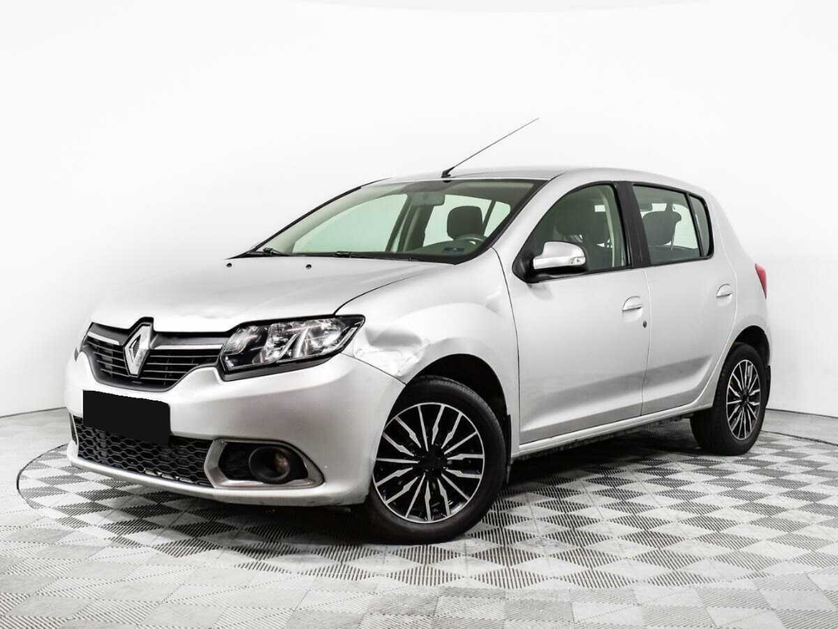 Renault Sandero с пробегом — 2015 год. Посмотреть фото