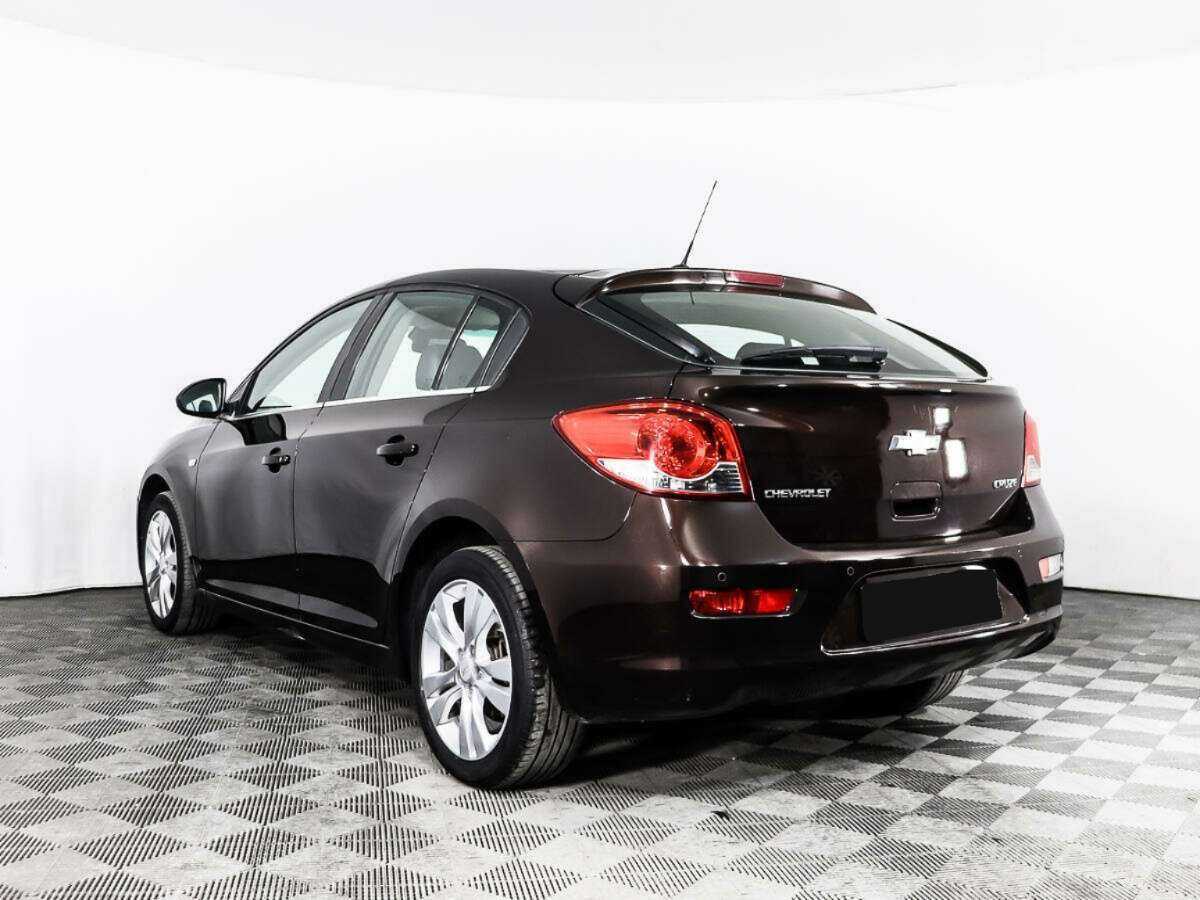 Chevrolet Cruze с пробегом — 2013 год. Фото: #6