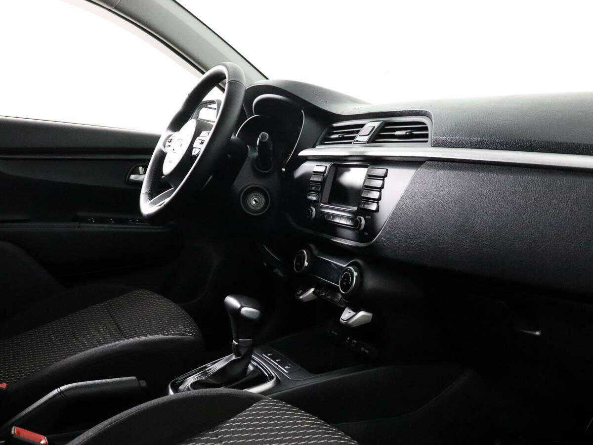 Kia Rio с пробегом — 2018 год. Фото: #6