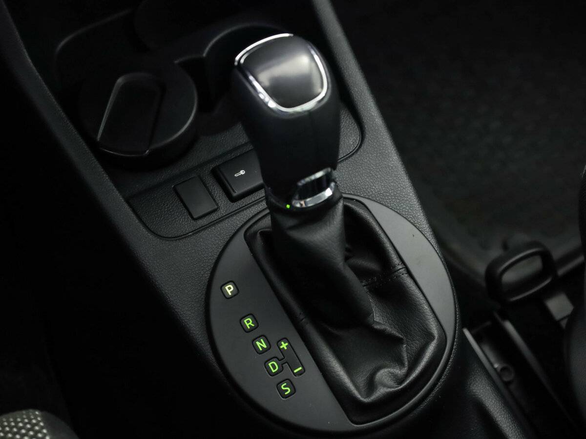 Skoda Fabia с пробегом — 2014 год. Фото: #14