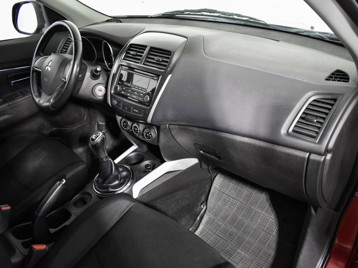 Mitsubishi ASX с пробегом — 2013 год. Фото: #11