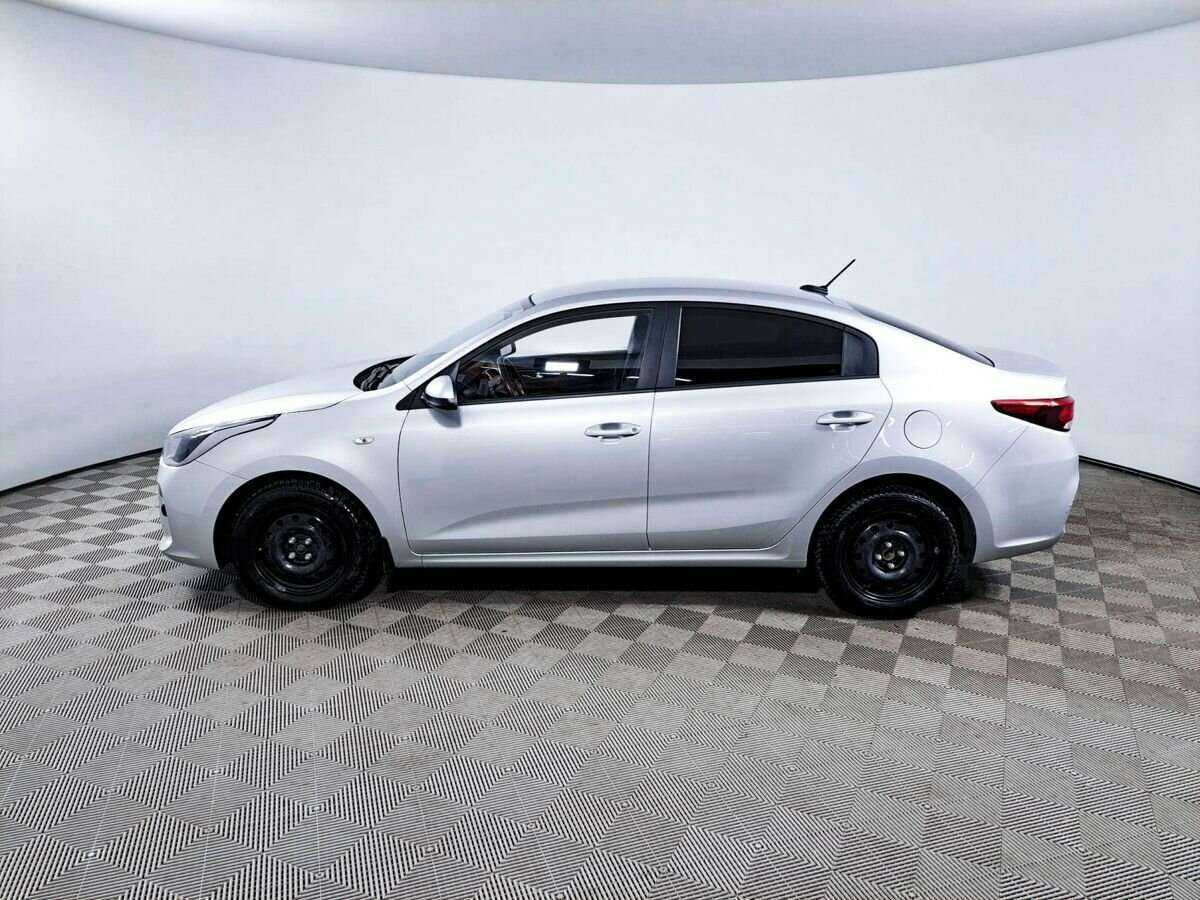 Kia Rio с пробегом — 2020 год. Фото: #7