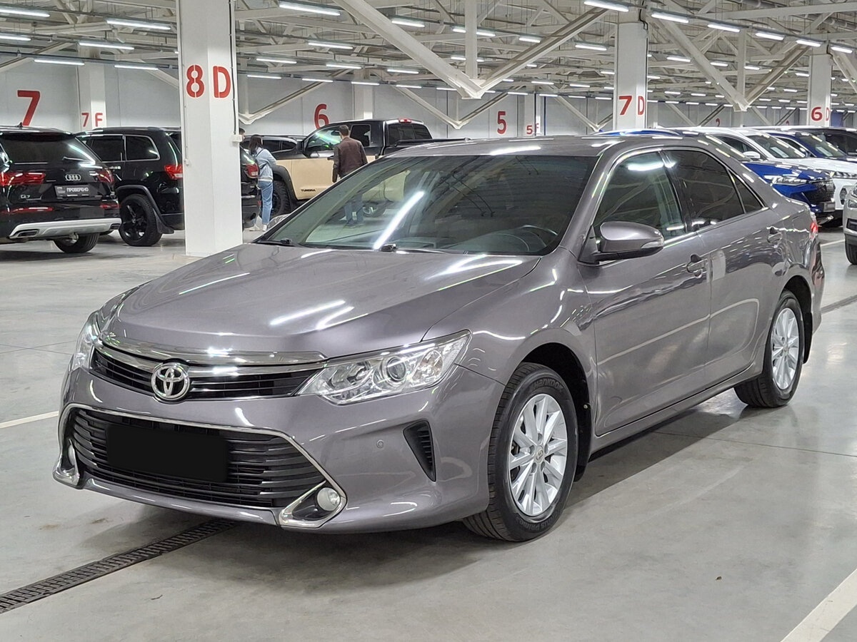 Toyota Camry с пробегом — 2016 год. Посмотреть фото