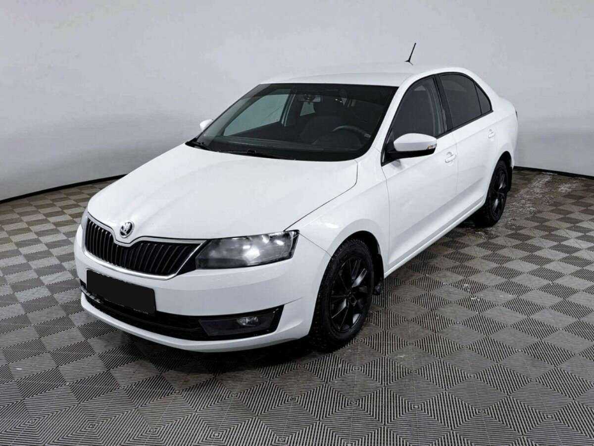 Skoda Rapid с пробегом — 2017 год. Посмотреть фото