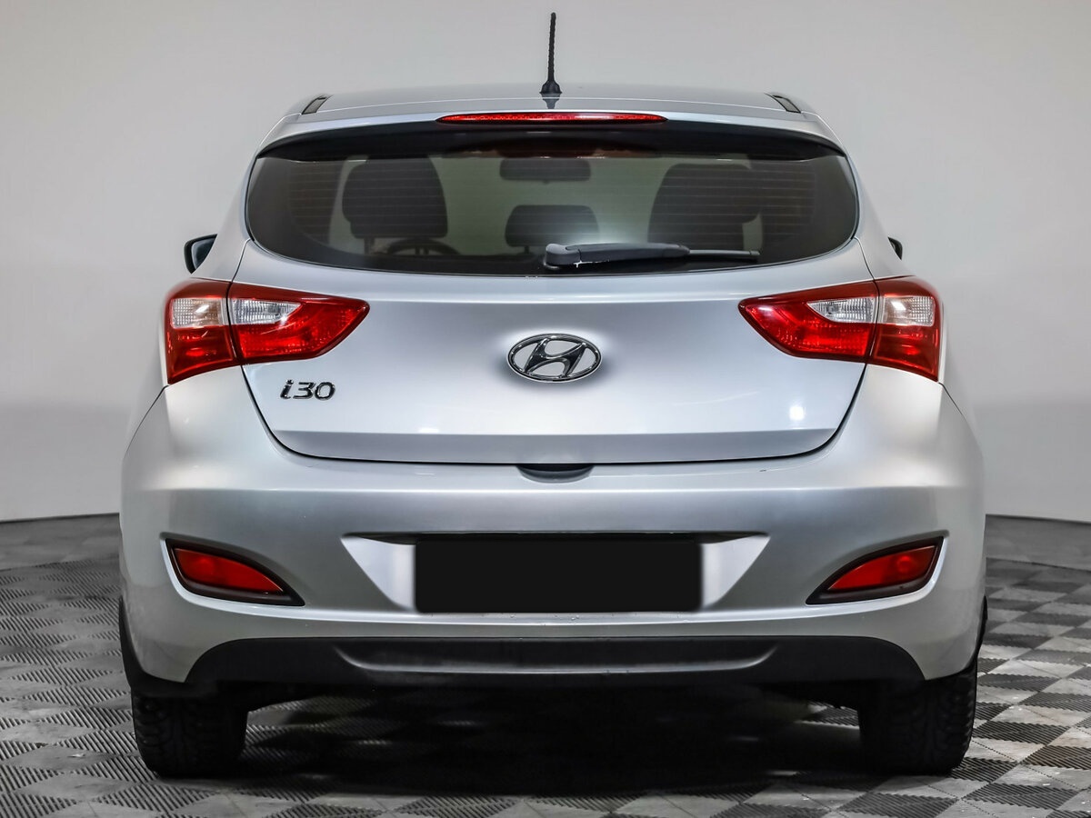 Hyundai i30 с пробегом — 2013 год. Фото: #4