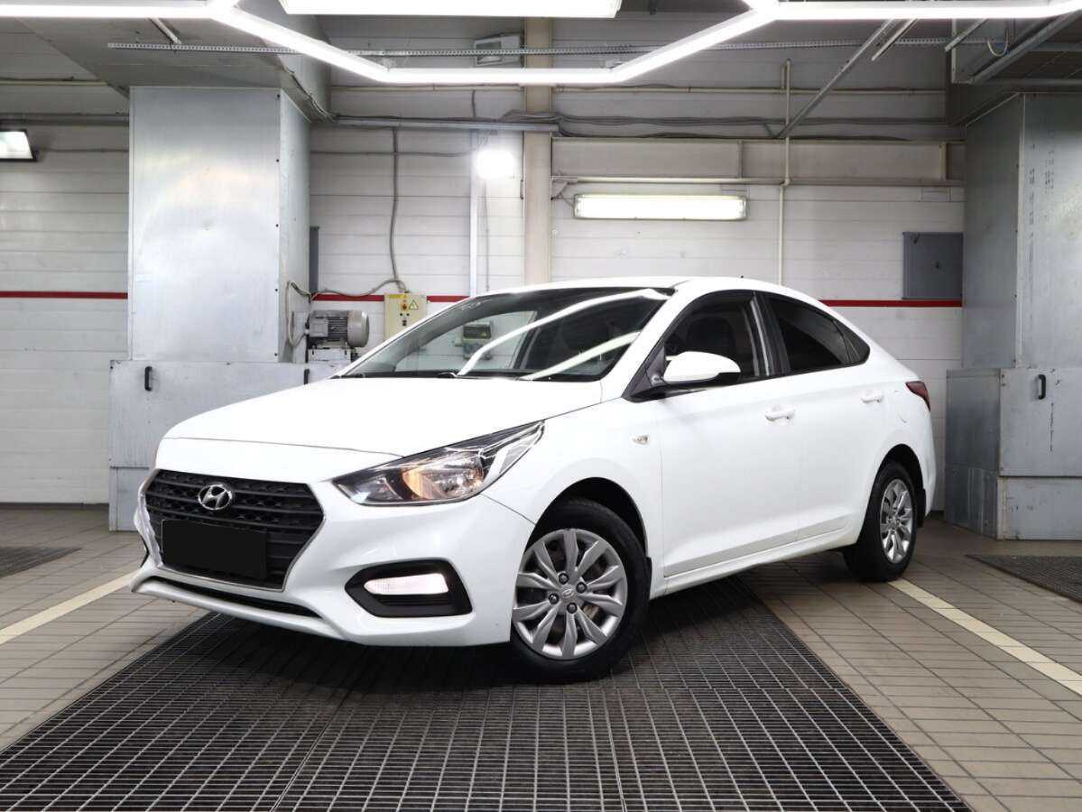Hyundai Solaris с пробегом — 2018 год. Посмотреть фото