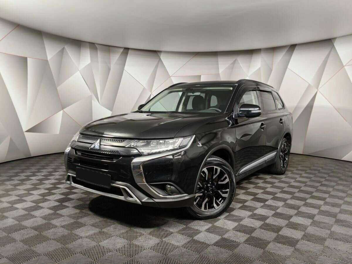 Mitsubishi Outlander с пробегом — 2022 год. Посмотреть фото