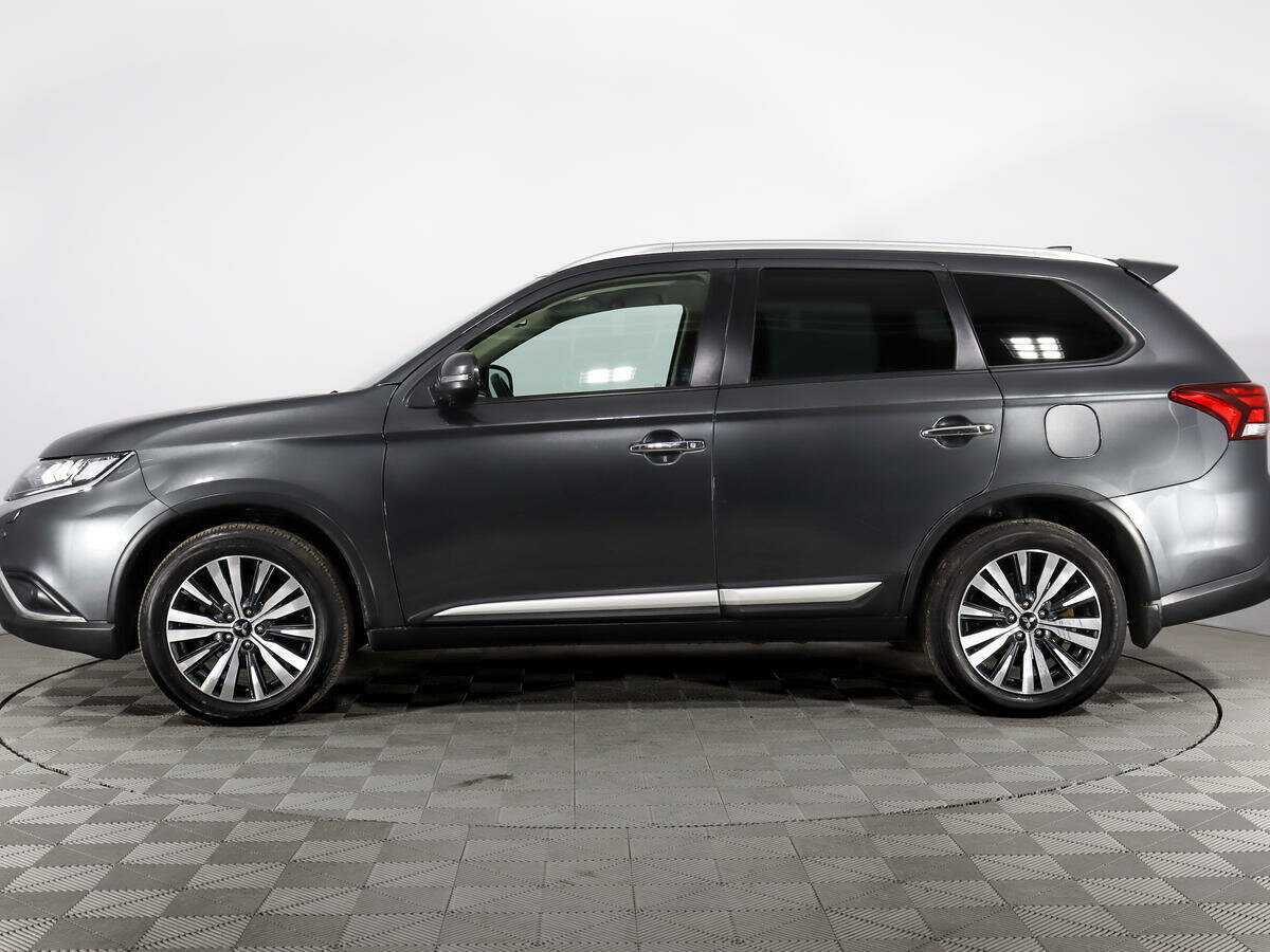 Mitsubishi Outlander с пробегом — 2019 год. Фото: #7