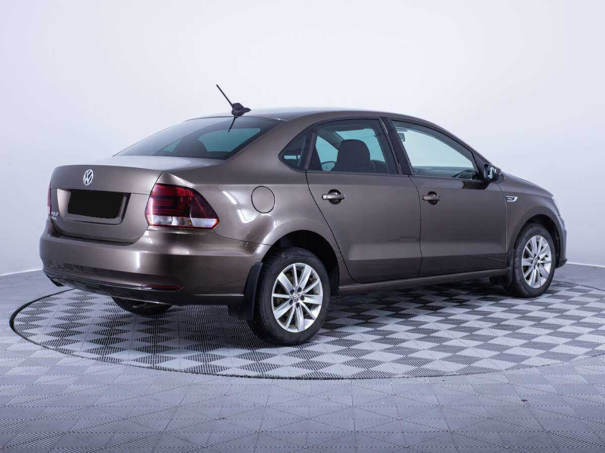 Volkswagen Polo с пробегом — 2019 год. Фото: #3
