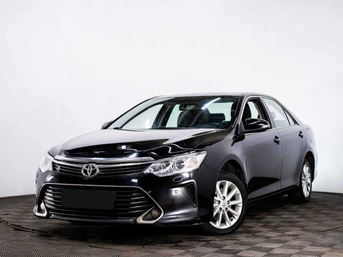 Toyota Camry с пробегом — 2016 год. Посмотреть фото