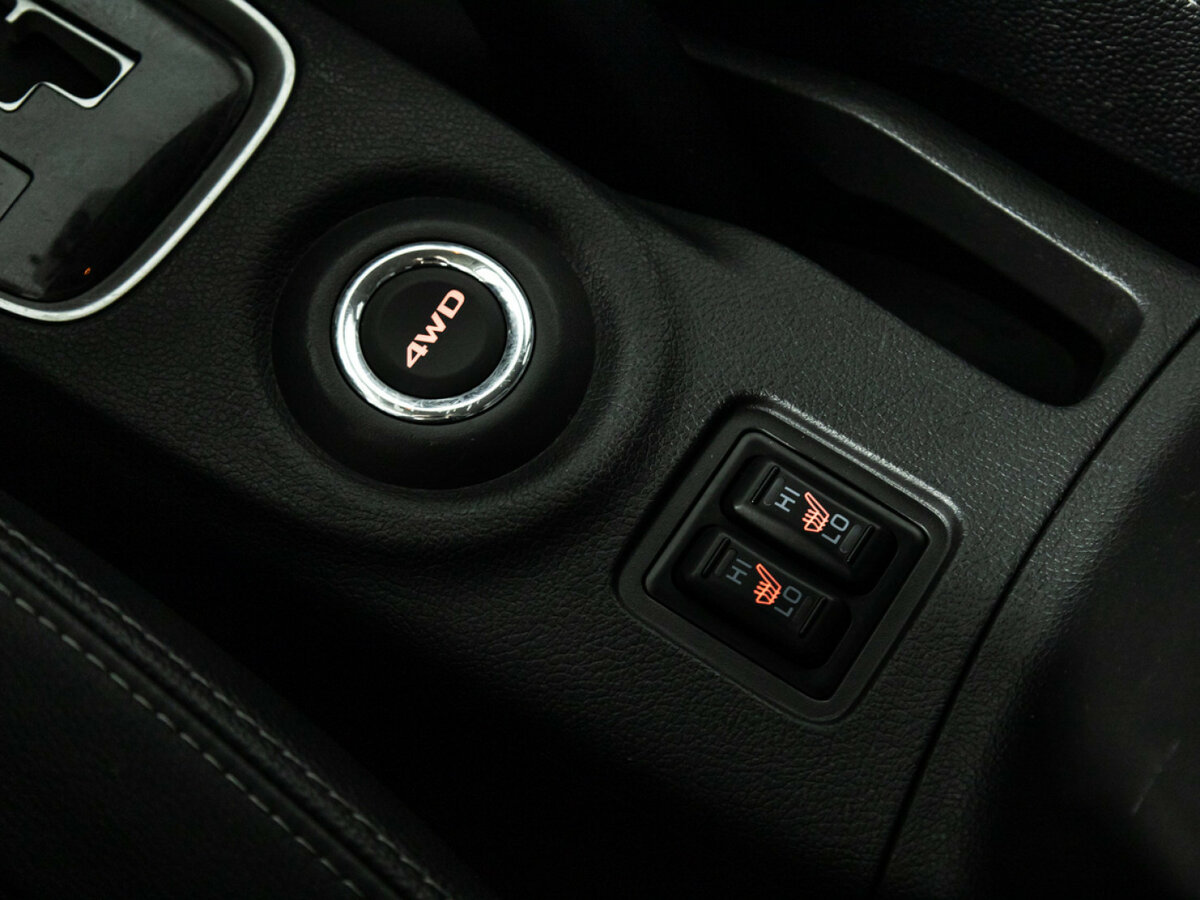 Mitsubishi Outlander с пробегом — 2016 год. Фото: #16