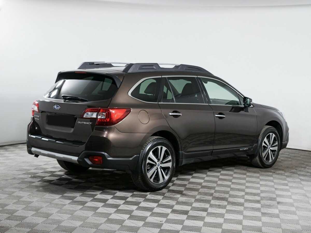 Subaru Outback с пробегом — 2018 год. Фото: #3