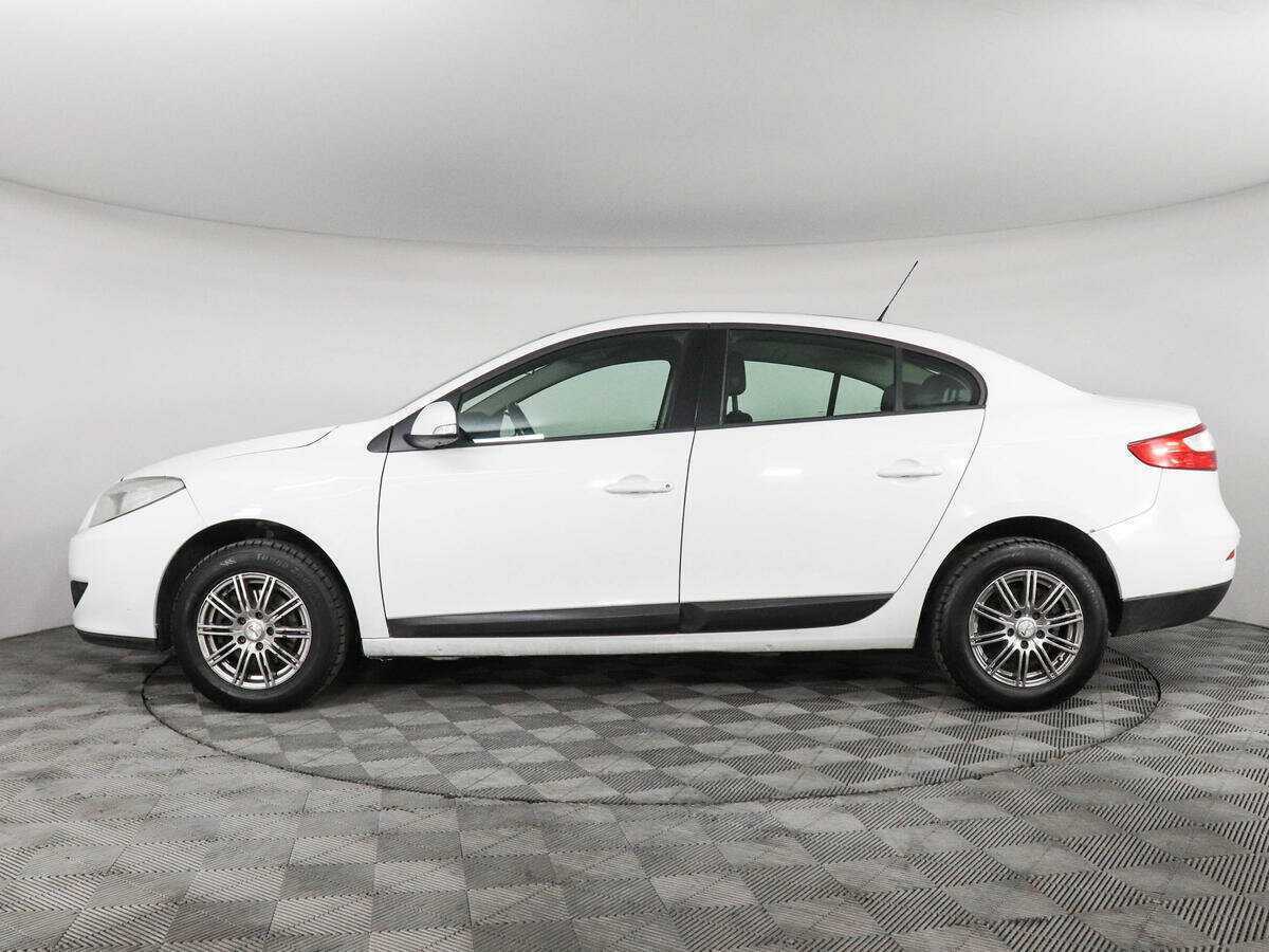 Renault Fluence с пробегом — 2013 год. Фото: #7