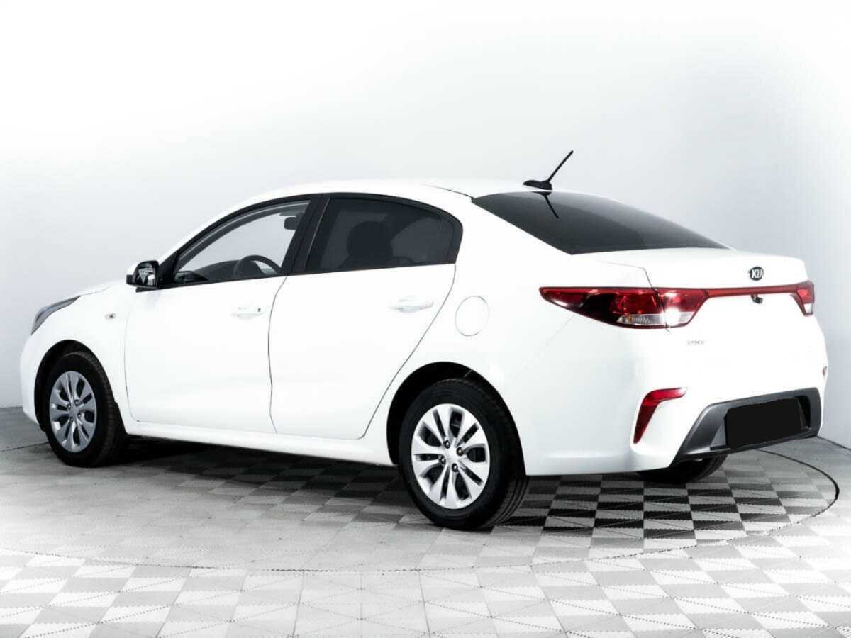 Kia Rio с пробегом — 2020 год. Фото: #6