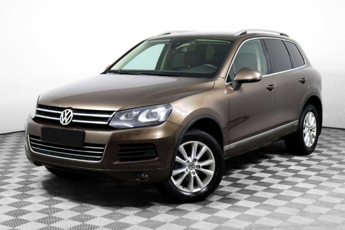 Volkswagen Touareg с пробегом — 2012 год. Фото: #0