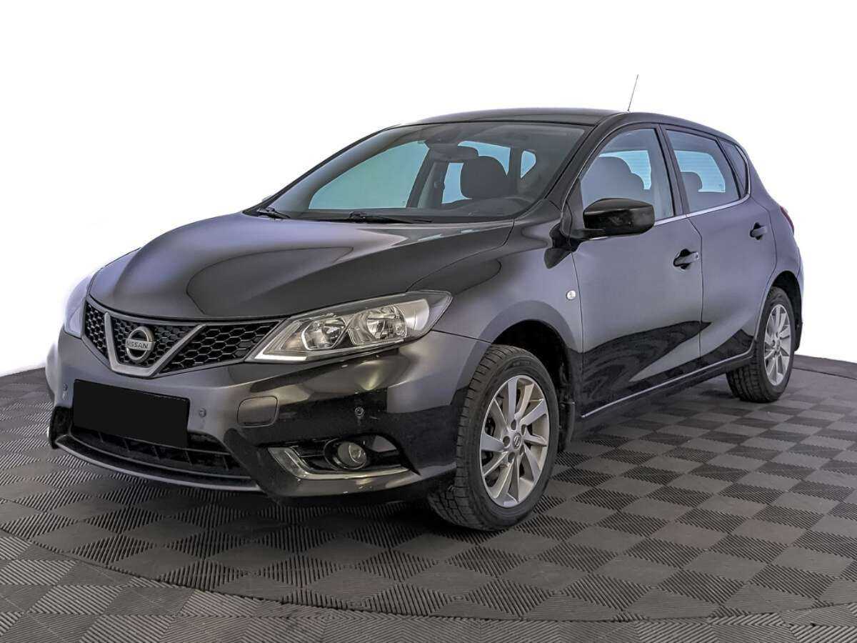Nissan Tiida с пробегом — 2015 год. Фото: #0