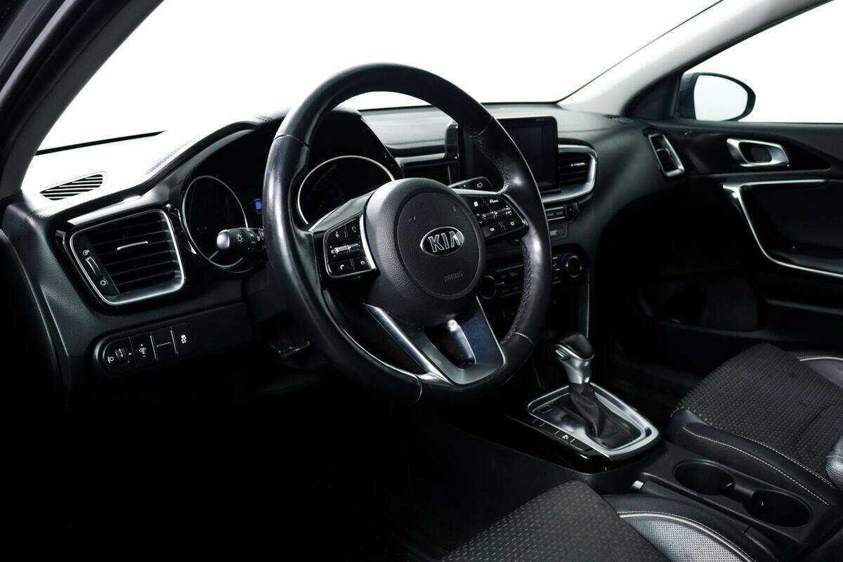 Kia Ceed с пробегом — 2019 год. Фото: #12