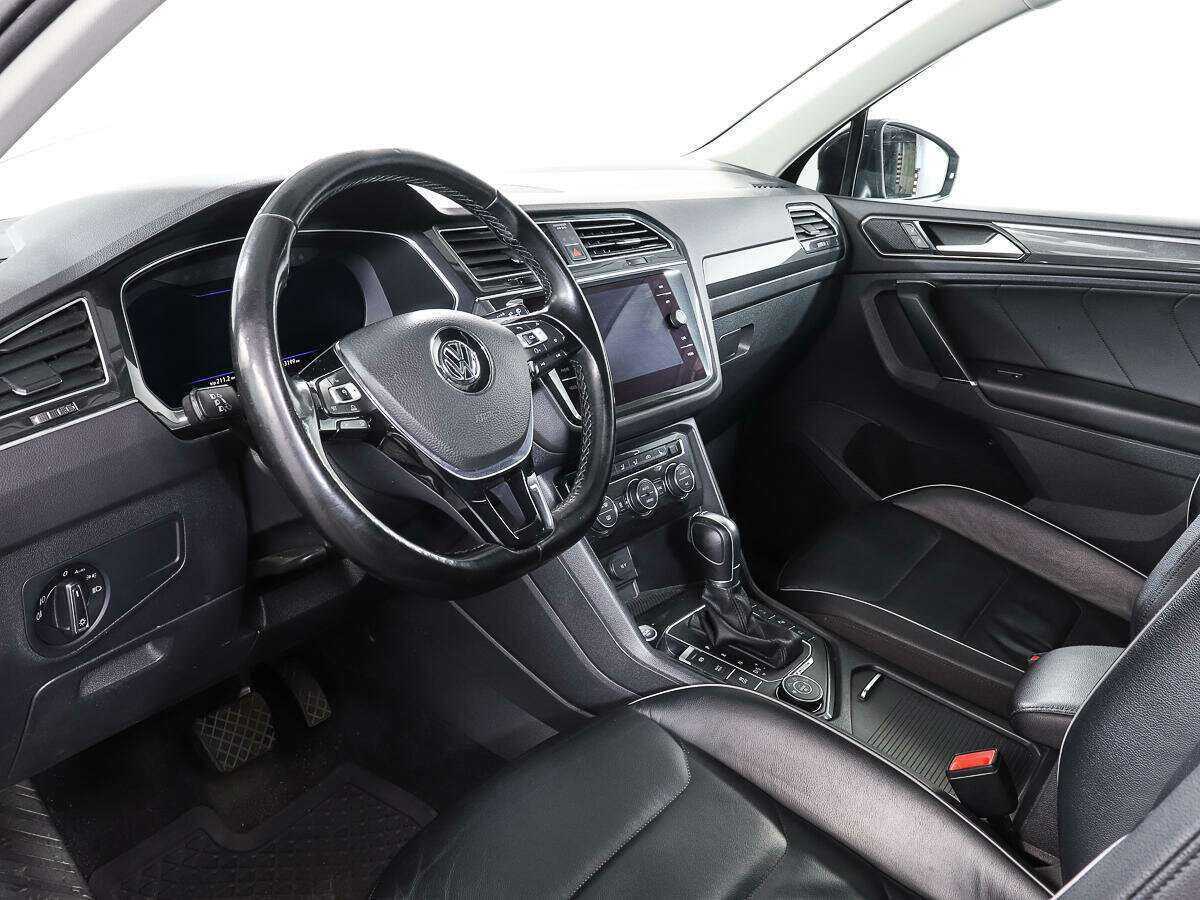 Volkswagen Tiguan с пробегом — 2017 год. Фото: #12