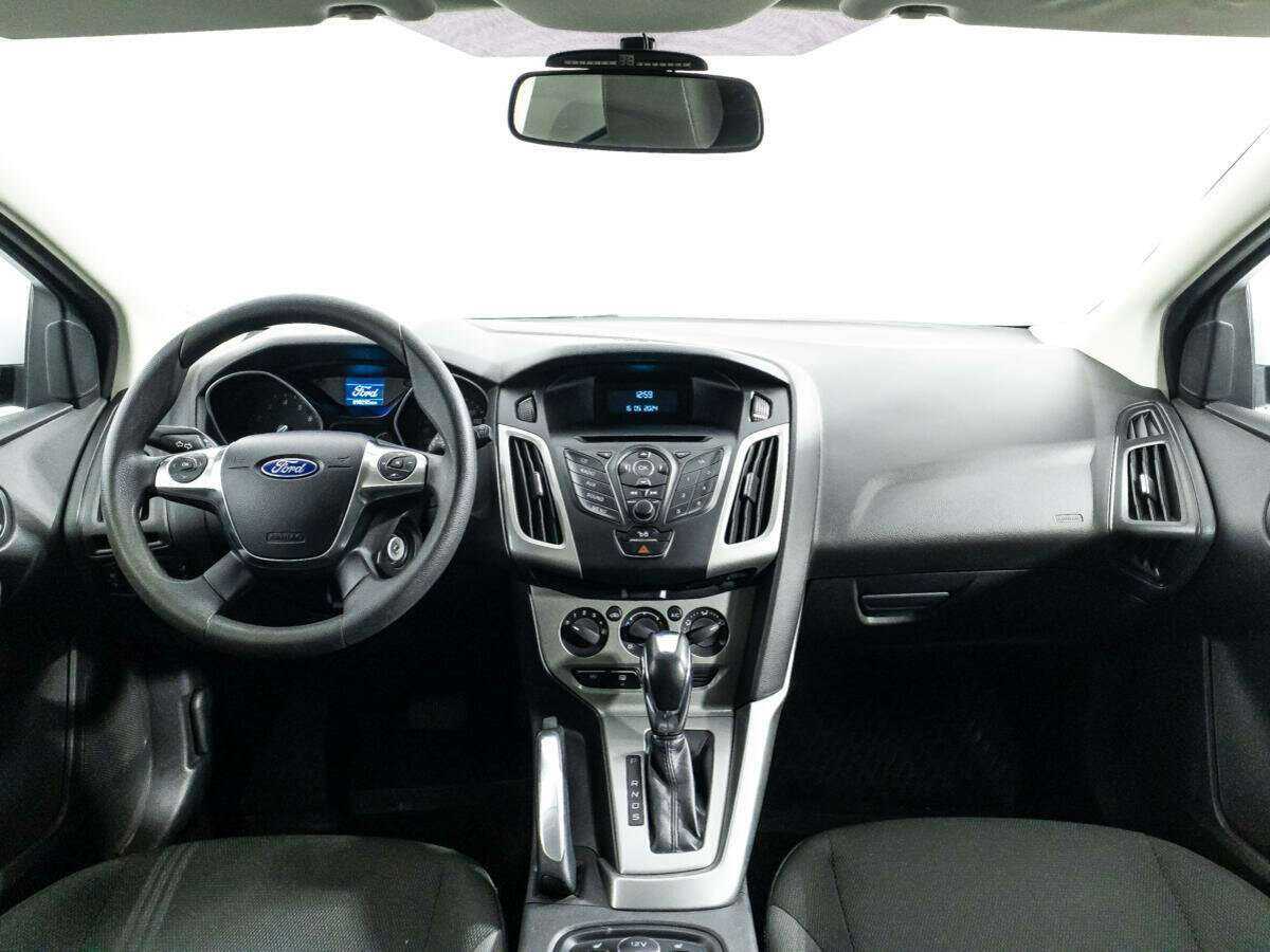 Ford Focus с пробегом — 2013 год. Фото: #12