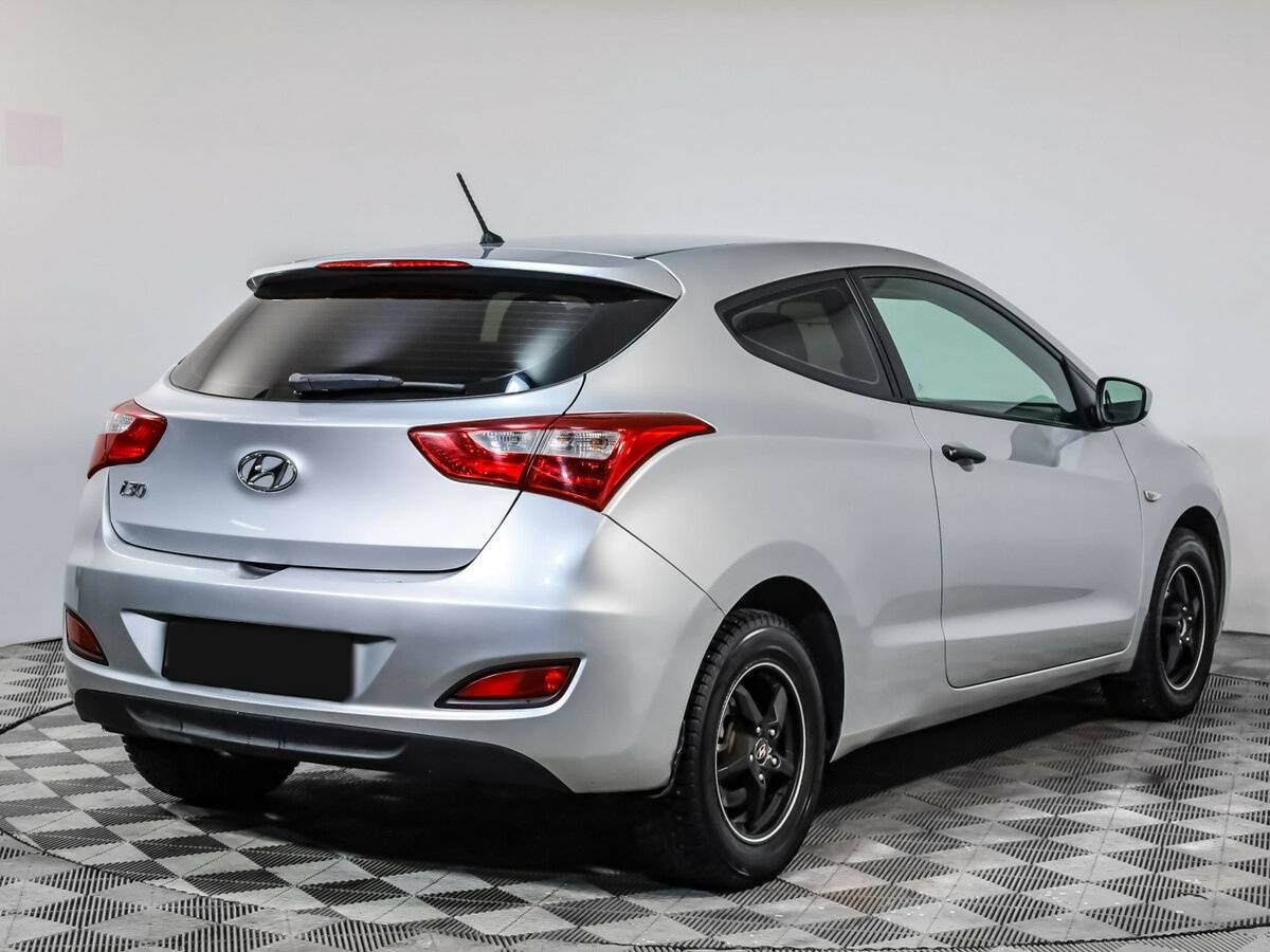 Hyundai i30 с пробегом — 2013 год. Фото: #3