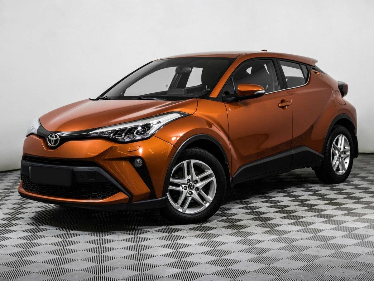 Toyota C-HR с пробегом — 2019 год. Фото: #0