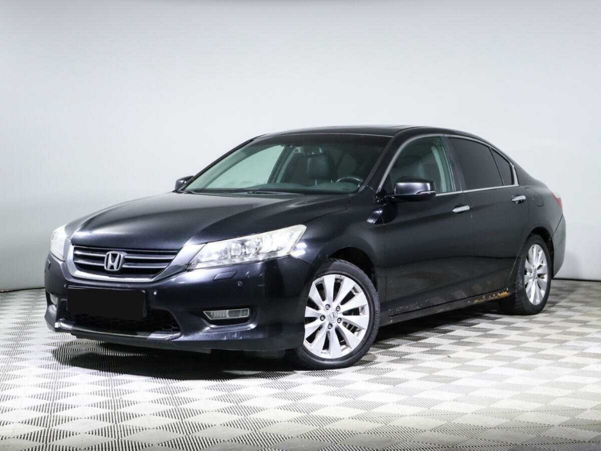 Honda Accord с пробегом — 2013 год. Фото: #0